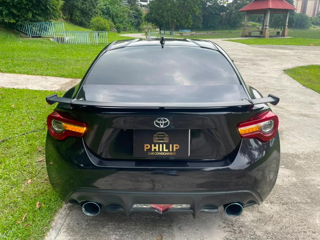 Toyota GT 86 2.0 (A) — photo 9 of 24