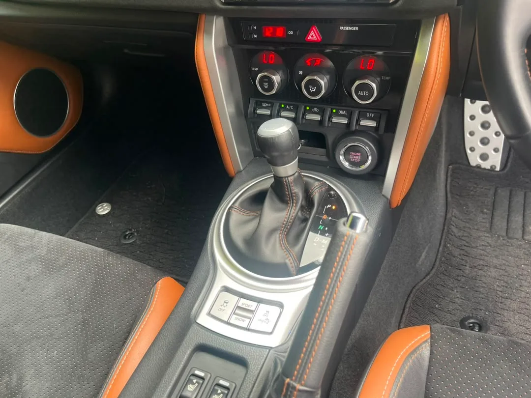Toyota GT 86 2.0 (A) — photo 20 of 24