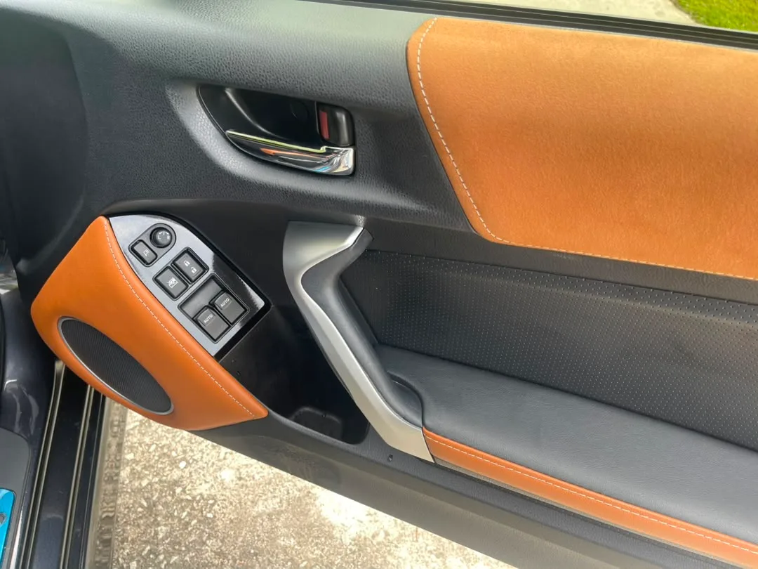 Toyota GT 86 2.0 (A) — photo 24 of 24