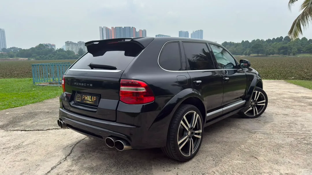 Porsche Cayenne Tiptronic — photo 4 of 25