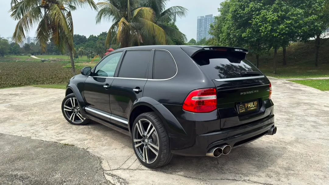 Porsche Cayenne Tiptronic — photo 5 of 25