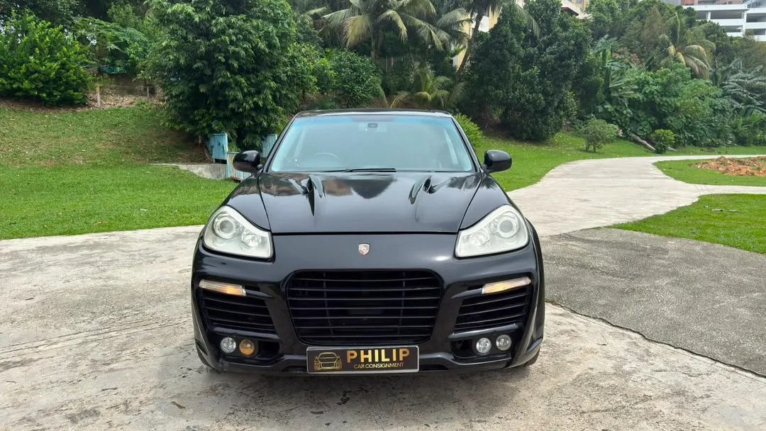 Porsche Cayenne Tiptronic — photo 7 of 25