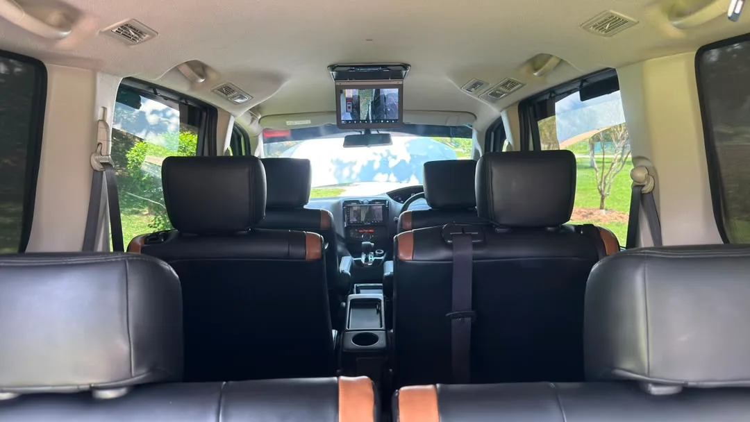 Nissan Serena Hybrid — photo 29 of 30