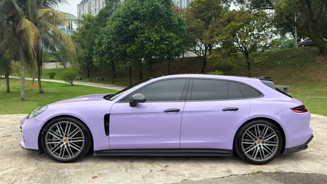Porsche Panamera Wagon 4s — photo 12 of 31
